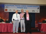 eycc2012_8kolo_16.jpg